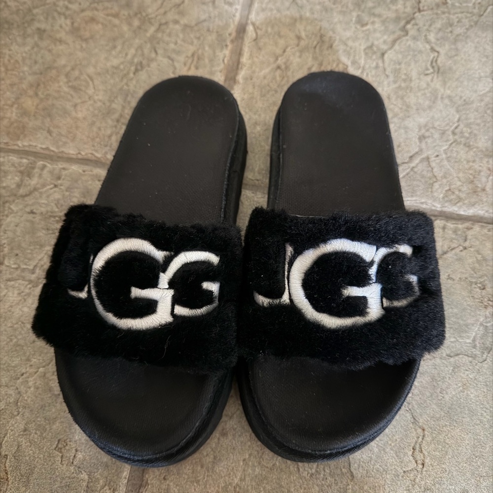 Ugg Laton Fur Slides